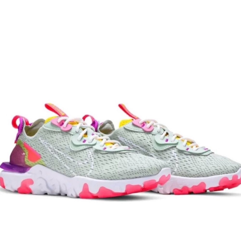 SALE!! RARE Nike React Vision D/SM/X Women’s Sneakers Size 9.5 Pistachio Frost